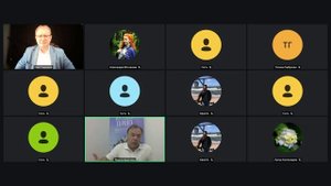 1️⃣5️⃣4️⃣0️⃣ прямой эфир11.09.20257:15Тема : Есть ли место бизнес-классу в спальных районах? ▶