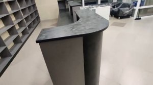 Стойка администратора радиусная для стола заказов автомагазина