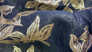 Жаккард черного цвета с принтом цветы 29572