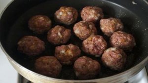 Котлеты, тушенные в подливе