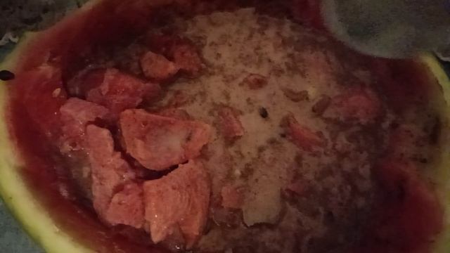 Арбуз с молоком и какао