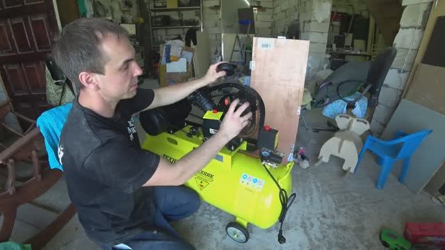 Деревянная лестница 90 градусов и воздушный компрессор на 100 литров. смотреть онлайн