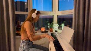 Музыкальный фрагмент к видео))