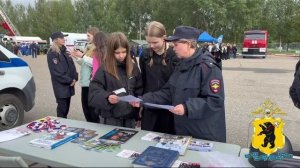 Полицейские и общественники приняли участие в ежегодной акции "Мы первыми приходим на помощь"