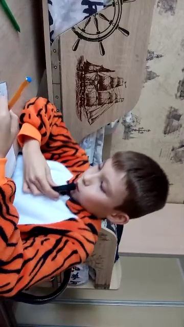 всем привет спасибо за большое количество просмотров и подписчиков у меня праздник