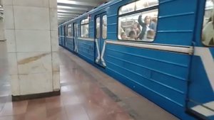 Самарское метро. Старый и модернизированный "Номерной" на станции "Советская"
