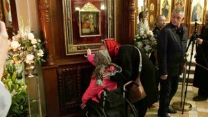 Православная церковь отмечает День иконы Божией Матери "Целительница"