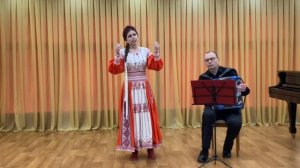 " Сгубили меня твои очи" и "Горькая моя Родина"