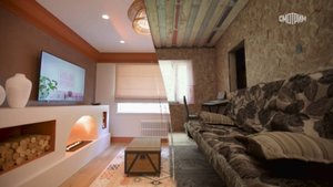 Реализованный дизайн интерьера гостиной современном стиле, с элементами русских мотивов).