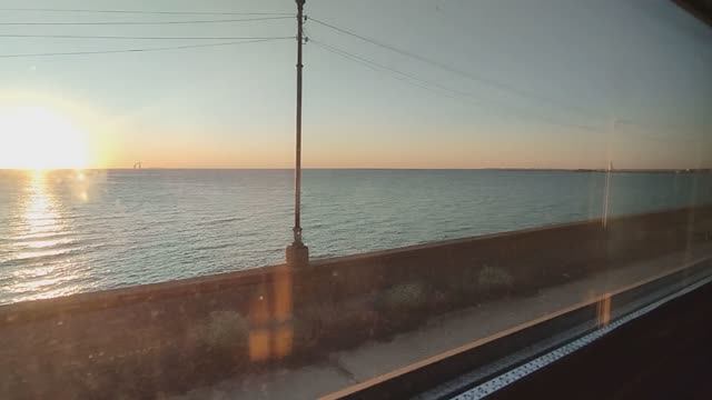 Проход на поезде по плотине Цимлянской ГЭС. 12.09.25.