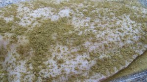 Камбала в духовке со сметаной