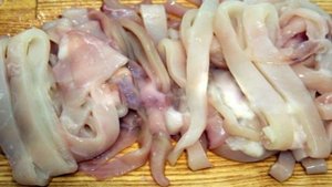 Кальмары, тушенные в мультиварке