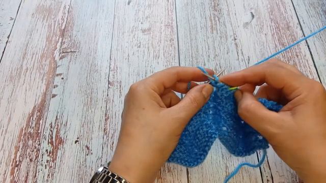 Красивый узор спицами. смотреть онлайн