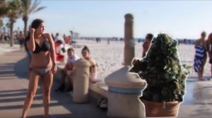 pranking Blonde & Brunette at the beach