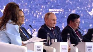 «Верить никому нельзя»: Путин о ценах, инфляции и жизни простых россиян