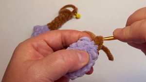 как сменить цвет пряжи. вяжем крючком.
