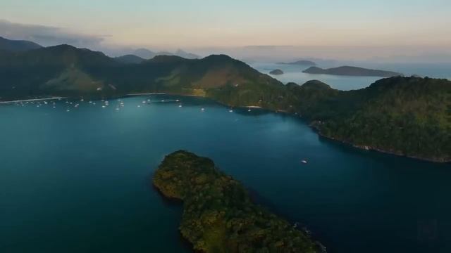 Anjunadeep Essentials 01 - Ocean Therapy Brazil смотреть онлайн