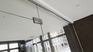 Цельностеклянные решения для современного офиса девелопера «Брусника»