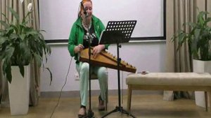 ТЫ СЫГРАЙ СЫГРАЙ ТАЛЬЯНКА - исп Злата Урусова - на стихи  С Есенина - вокал , гусли