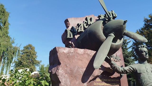 Новодевичье кладбище: могилы Александра Маслякова и других известных людей смотреть онлайн