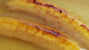 Лодочки из бананов с мясной начинкой