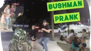 CREEPY BUSHMAN PRANK AT THE BEACH
