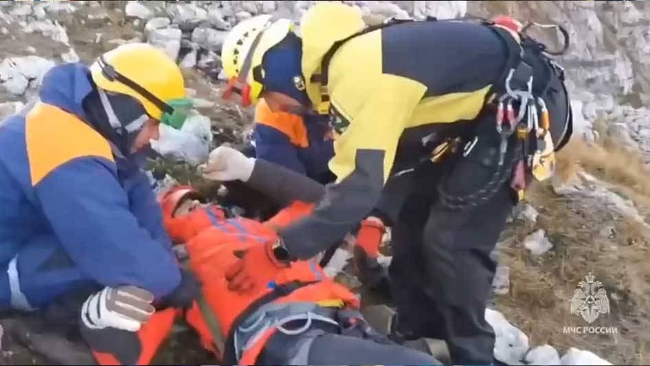Пострадавшего в горах Адыгеи туриста эвакуировали в Сочи