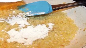 Курица под ореховым соусом