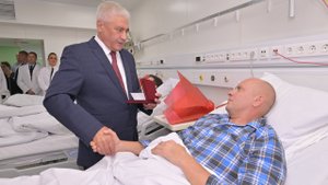 Владимир Колокольцев вручил награды полицейским, получившим ранения при выполнении служебного долга
