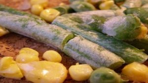 Кальмары, фаршированные рисом и овощами