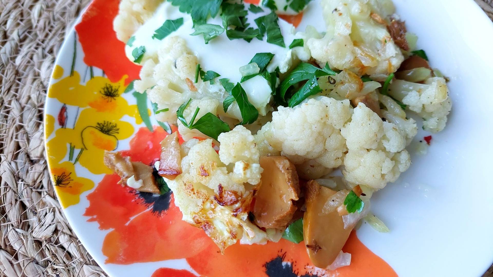 Глазунья на завтрак в осеннем стиле. Вкусное сочетание продуктов. Быстро.