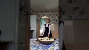 я пришла со школы чек