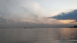 Осенний пляж Обского моря 🏖️ после заката. Много уток 🦆, спокойно, красиво. 17 сентября 2025 г. ➡️