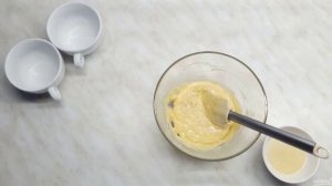 Кокосово-лимонный кекс в микроволновке