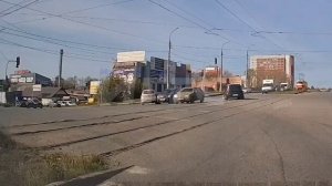 08.09.2025 Момент ДТП на перекрёстке ул. Магистральная и ул. Пойма (Ижевск)
