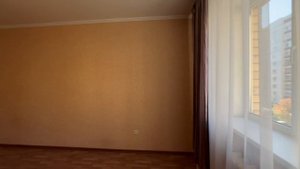 Космонавтов 42А