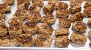 Мясные шарики с подливкой