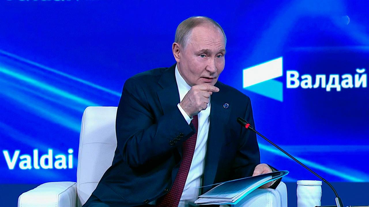 Путин заявил, что ВС РФ зашли в Северск, Покровск, Константиновку и Купянск