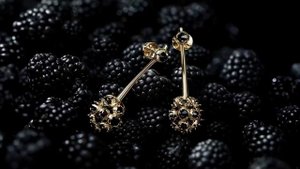 Серьги Ежевика из желтого золота с черными бриллиантами