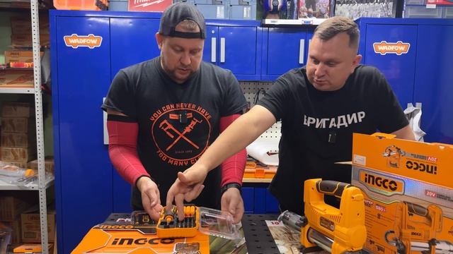 Новинки INGCO. Масляный шприц, пистолет для герметика, набор инструментов