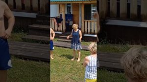 Весёлая компания.