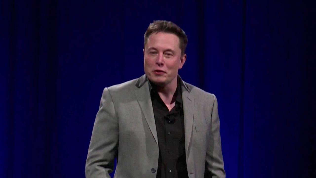 Илон Маск стал первым в мире человеком, чье состояние достигло полутриллиона долларов