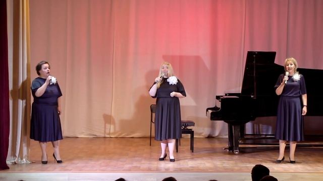 09 А. Рыбников Последняя поэма, исп. вокальный ансамбль Нюанс, рук. Перевощиков В.А. смотреть онлайн