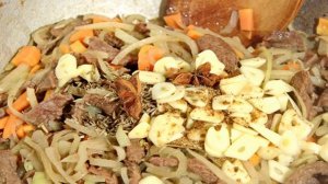 Лагман с сельдереем