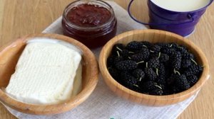 Коктейль из шелковицы