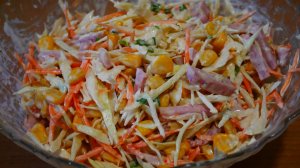 Ленивый салат за 5 минут! ⏱️ Ничего варить не надо! 🤩 Идеально для тех, кто не любит готовить!