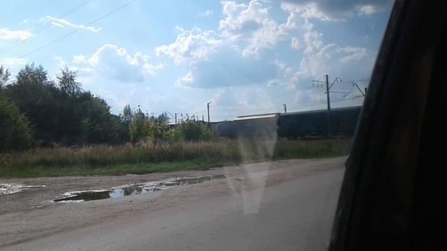 Электровозы ВЛ10У-743 и ВЛ10У-400 с грузовым поездом смотреть онлайн