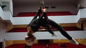 Классический и воздушный фитнес для детей и подростков + цирковой аттракцион! от 7 до 16 лет