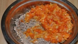 Каннеллони с фаршем под соусом бешамель