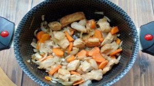 Картошка со свининой, тушенная в кастрюле